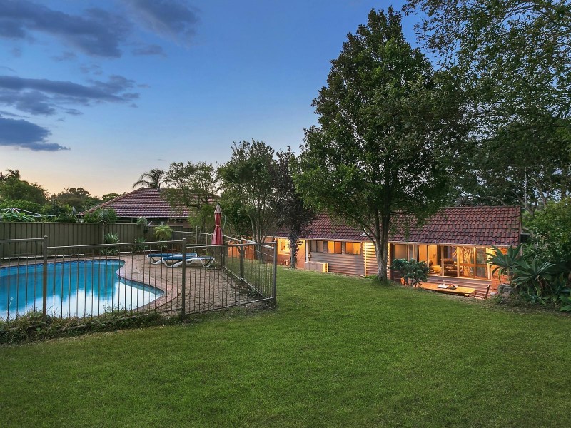 33 Hocking Avenue, Earlwood NSW 2206