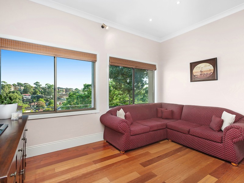 33 Hocking Avenue, Earlwood NSW 2206