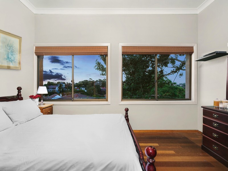 33 Hocking Avenue, Earlwood NSW 2206