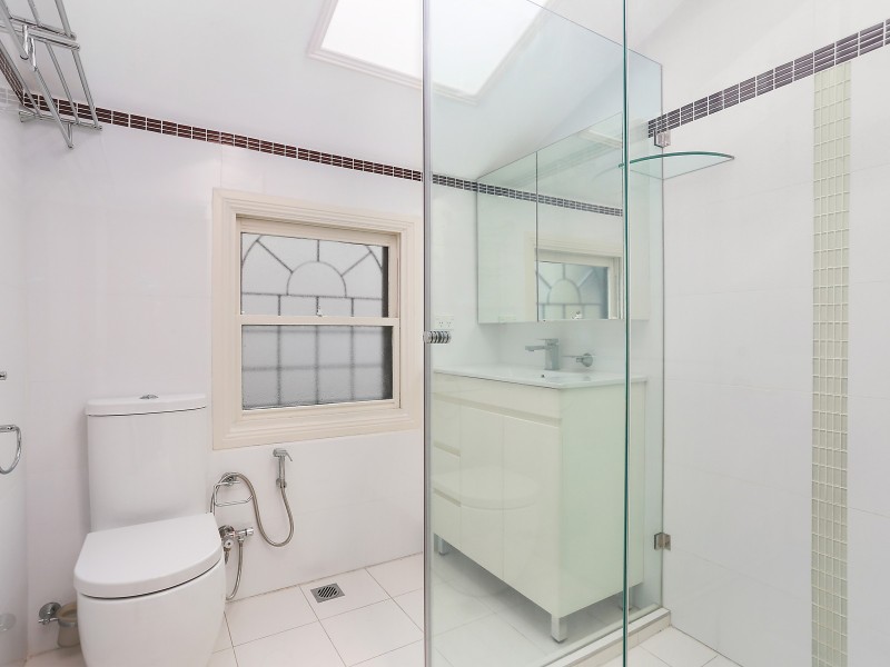 28 Colbourne Avenue, Glebe NSW 2037