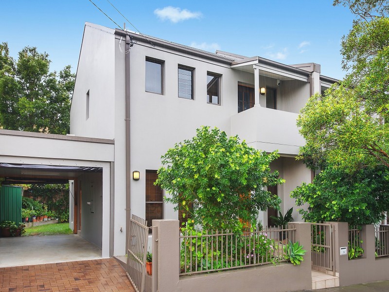 2A View Street, Marrickville NSW 2204