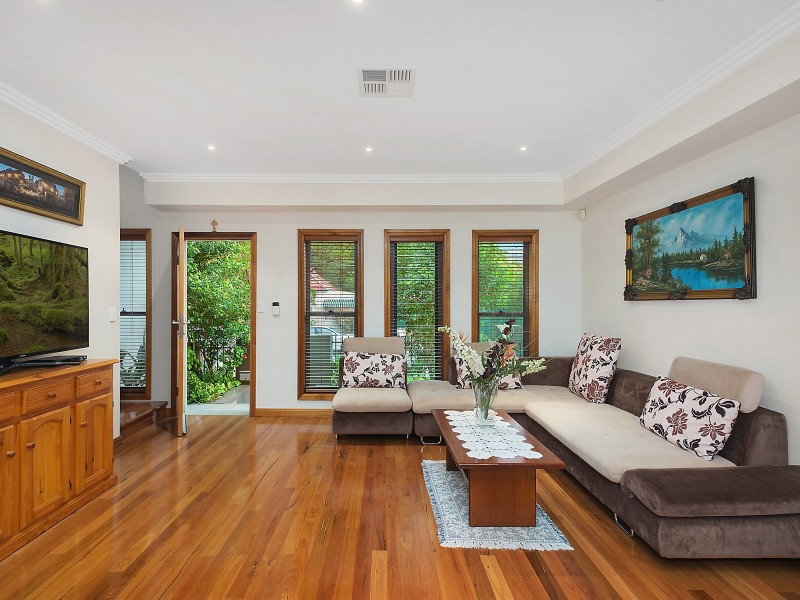 2A View Street, Marrickville NSW 2204