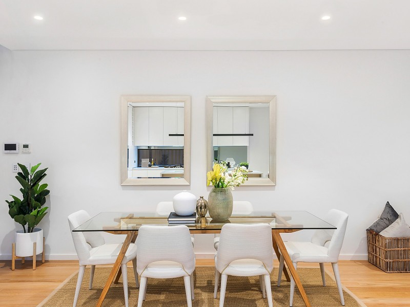 2 Coneill Place, Forest Lodge NSW 2037