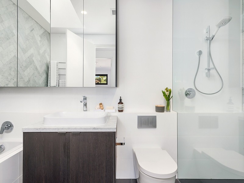 2 Coneill Place, Forest Lodge NSW 2037