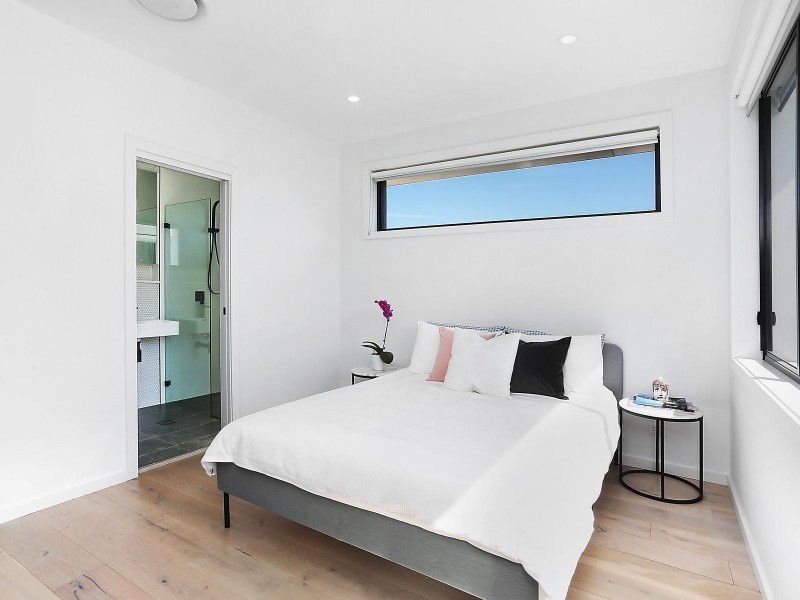 2D Narani Crescent, Earlwood NSW 2206