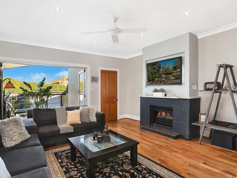 8 Keith Street, Dulwich Hill NSW 2203