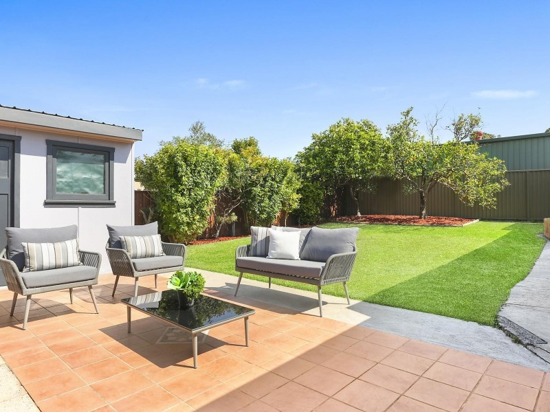 17 Forrest Avenue, Earlwood NSW 2206