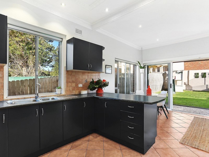 42 Twyford Avenue, Earlwood NSW 2206