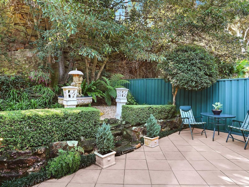 2/9 Highcliff Road, Earlwood NSW 2206