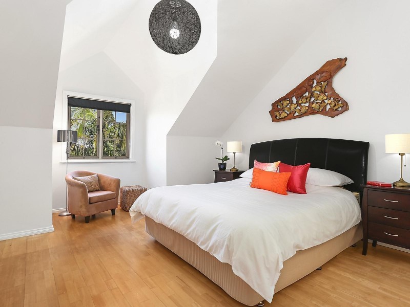 2/9 Highcliff Road, Earlwood NSW 2206