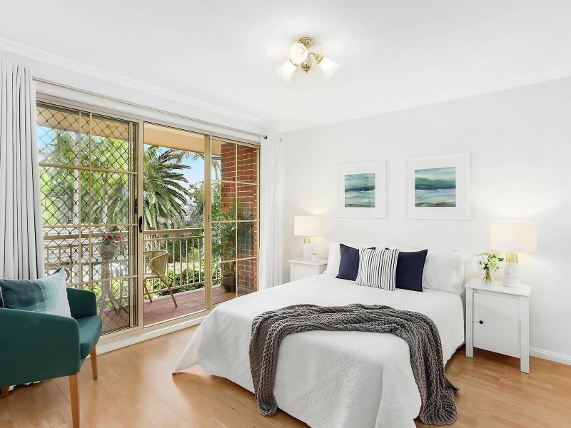 2/9 Highcliff Road, Earlwood NSW 2206