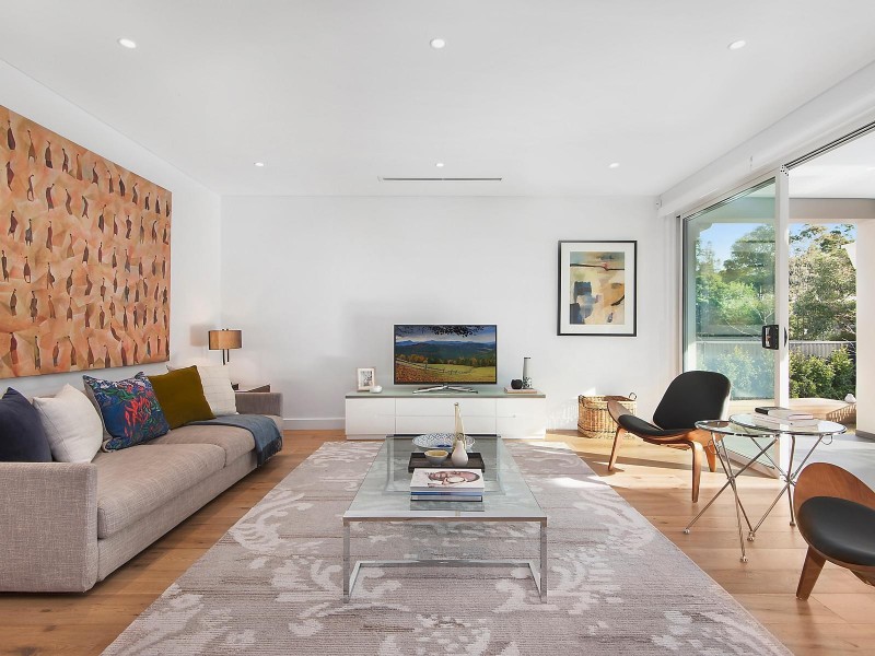 6A Coneill Place, Forest Lodge NSW 2037