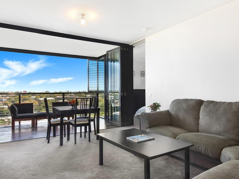 909/1 Sterling Circuit, Camperdown NSW 2050