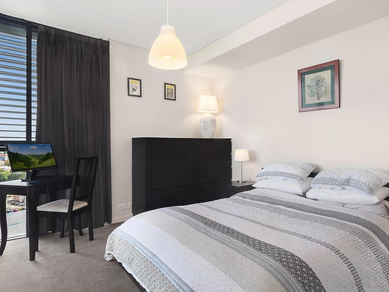 909/1 Sterling Circuit, Camperdown NSW 2050