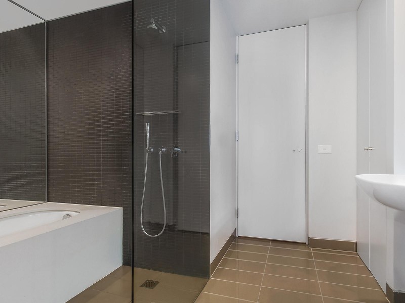 909/1 Sterling Circuit, Camperdown NSW 2050