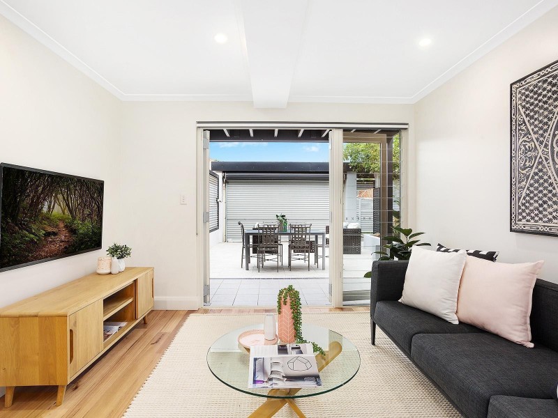 69 Kingston Road, Camperdown NSW 2050