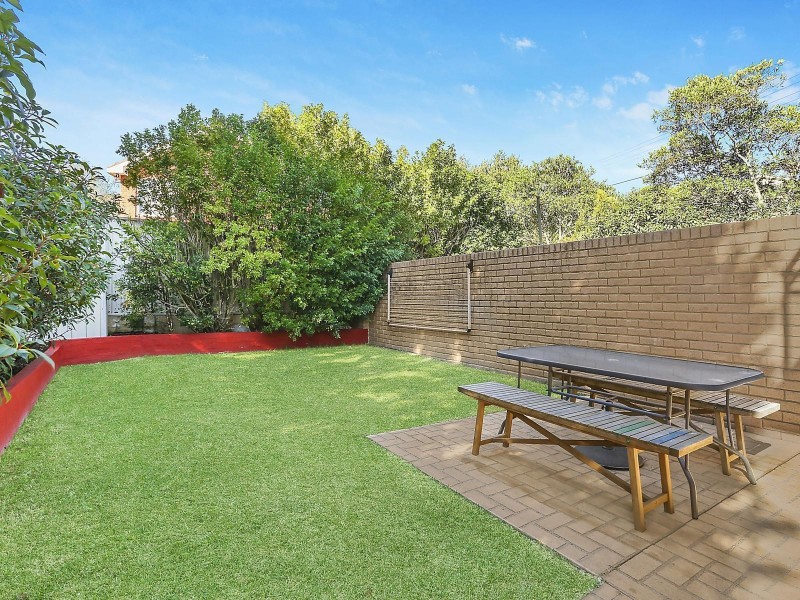 4 Karool Avenue, Earlwood NSW 2206