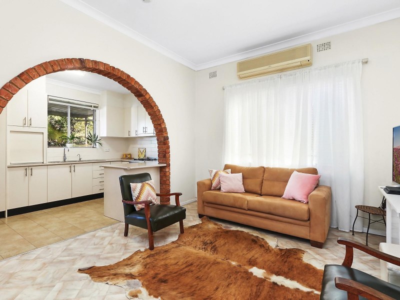 8 Deakin Avenue, Haberfield NSW 2045