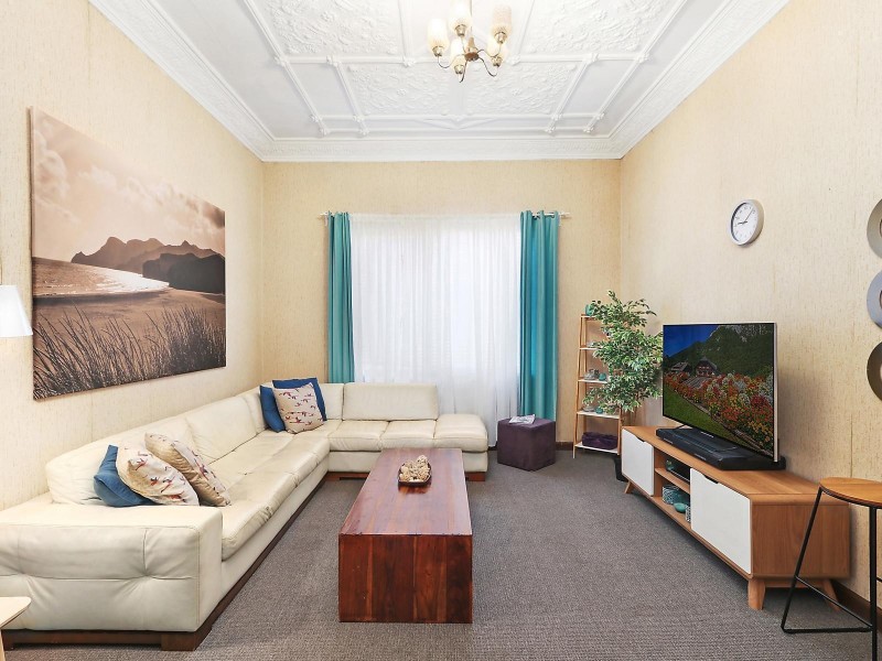 8 Deakin Avenue, Haberfield NSW 2045