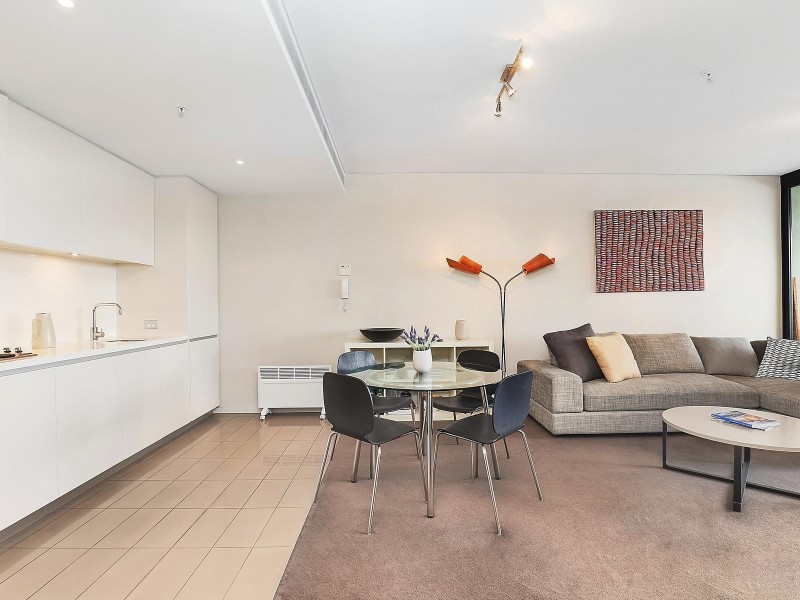 807/5 Sterling Circuit, Camperdown NSW 2050