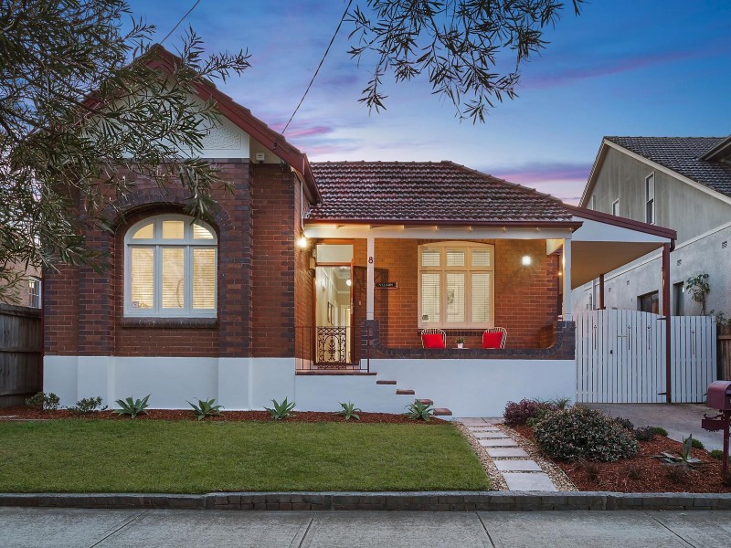 8 Vera Avenue, Earlwood NSW 2206