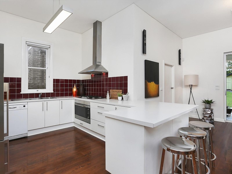 8 Vera Avenue, Earlwood NSW 2206