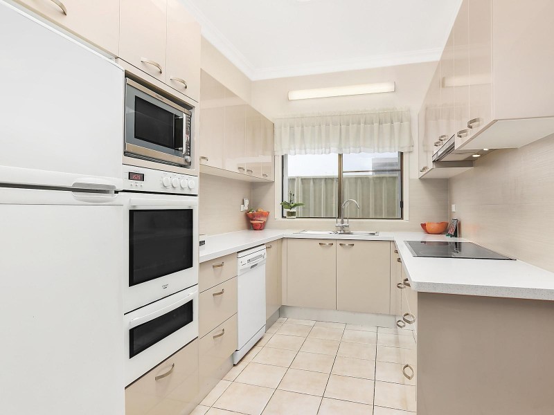 44 Hamilton Avenue, Earlwood NSW 2206