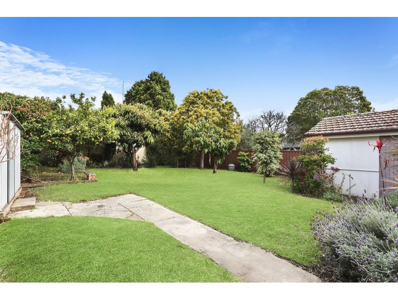 39 Earlwood Avenue, Earlwood NSW 2206