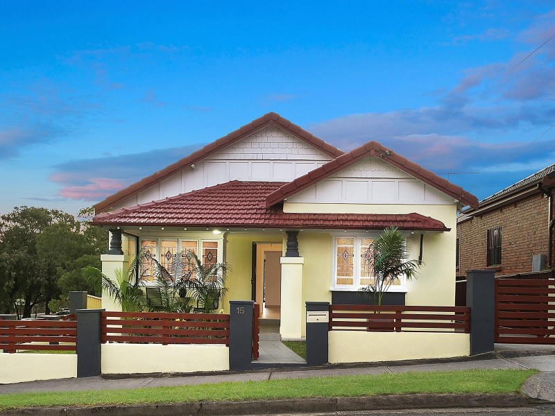 15 St James Avenue, Earlwood NSW 2206