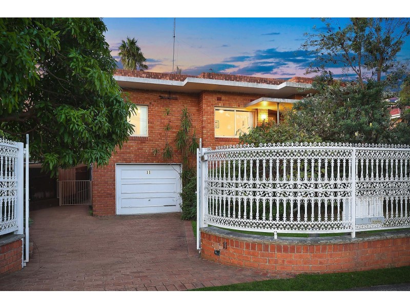 11 Banks Road, Earlwood NSW 2206