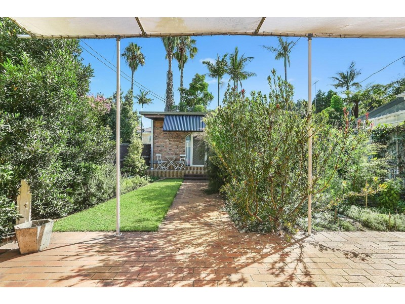 11 Banks Road, Earlwood NSW 2206