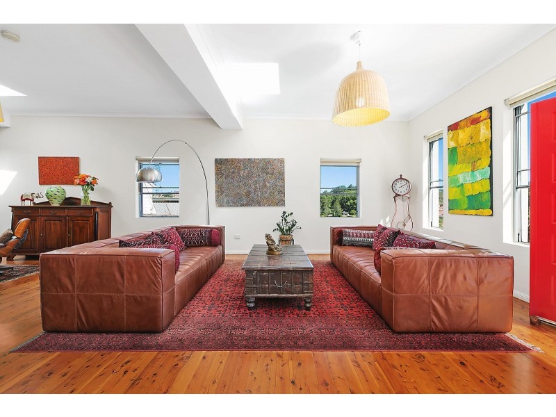 8A Pembrew Crescent, Earlwood NSW 2206