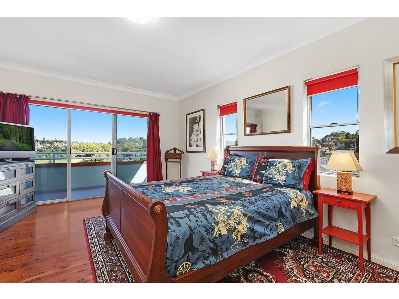 8A Pembrew Crescent, Earlwood NSW 2206