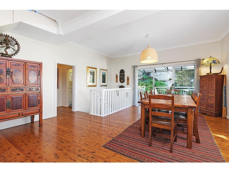 8A Pembrew Crescent, Earlwood NSW 2206