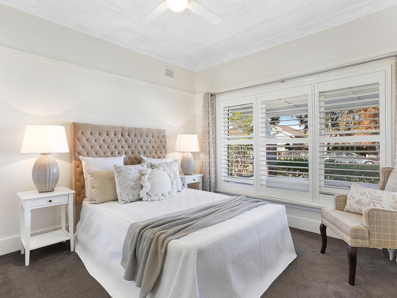 10 Schofield Avenue, Earlwood NSW 2206