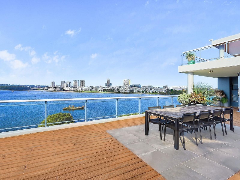 22/29 Bennelong Parkway, Wentworth Point NSW 2127