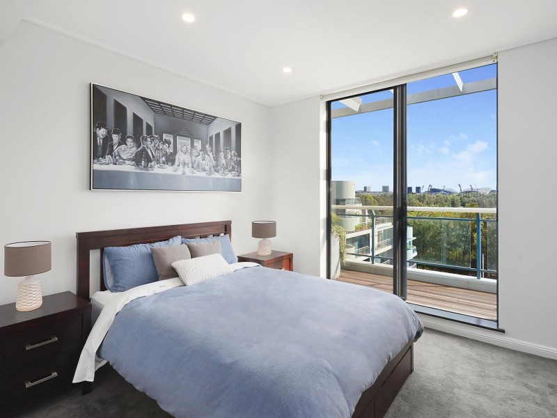 22/29 Bennelong Parkway, Wentworth Point NSW 2127