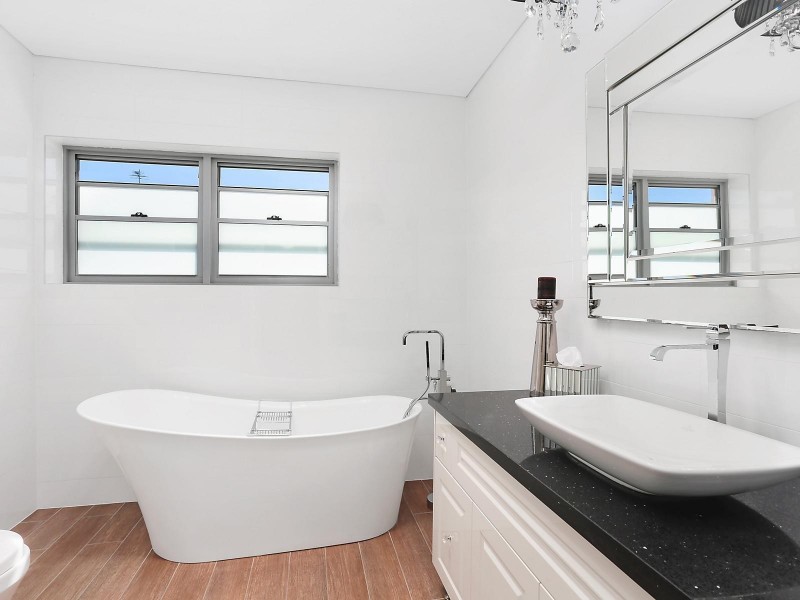 1 Wavell Parade, Earlwood NSW 2206