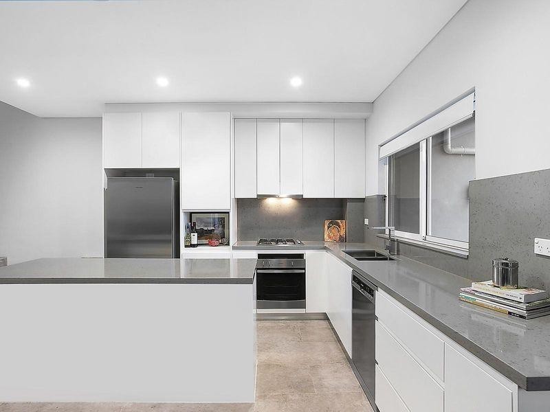 15 Collingwood Avenue, Earlwood NSW 2206