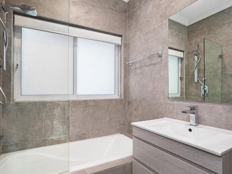 15 Collingwood Avenue, Earlwood NSW 2206