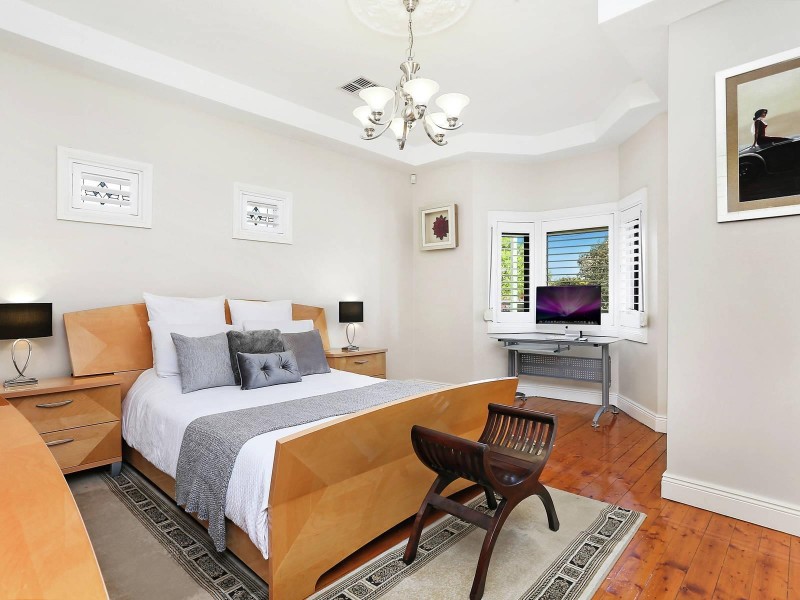 30 Hood Avenue, Earlwood NSW 2206