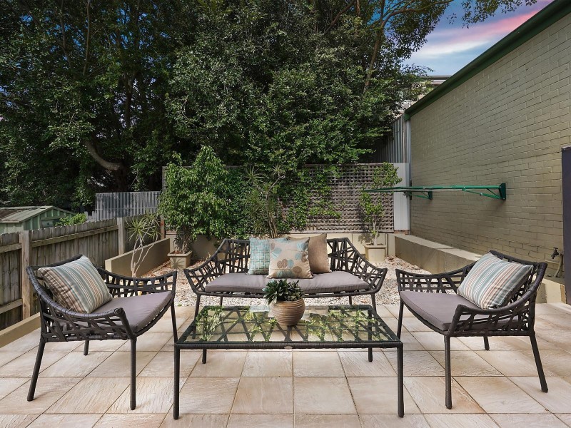 100 Woolcott Street, Earlwood NSW 2206