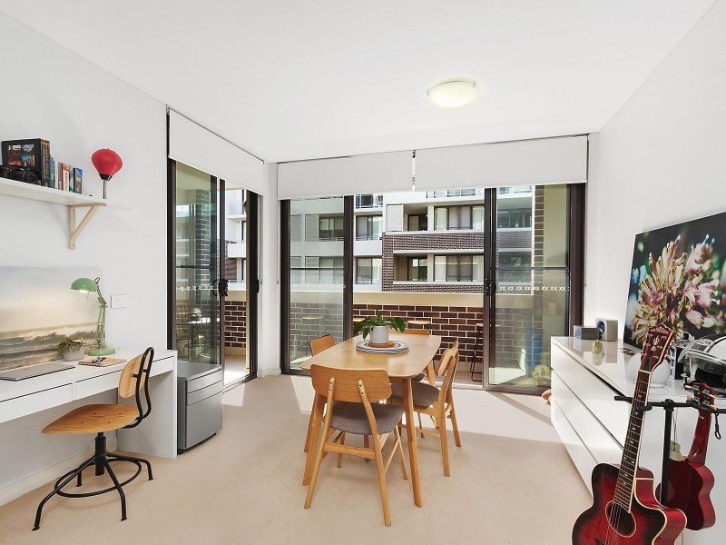 326/45 Amalfi Drive, Wentworth Point NSW 2127