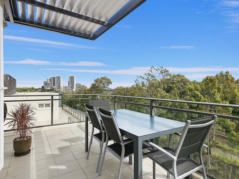 40/5 Bay Drive, Meadowbank NSW 2114