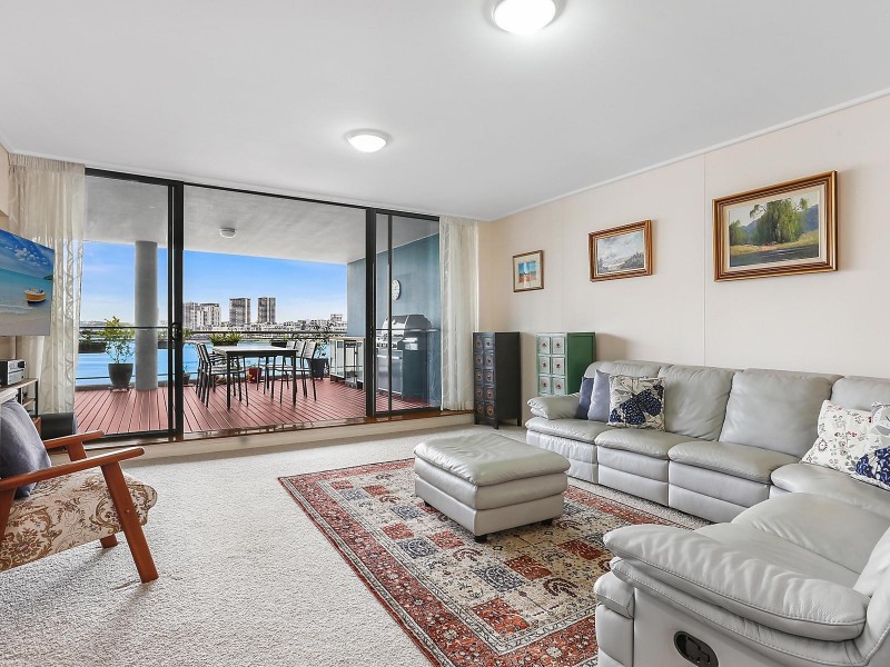 31/29 Bennelong Parkway, Wentworth Point NSW 2127
