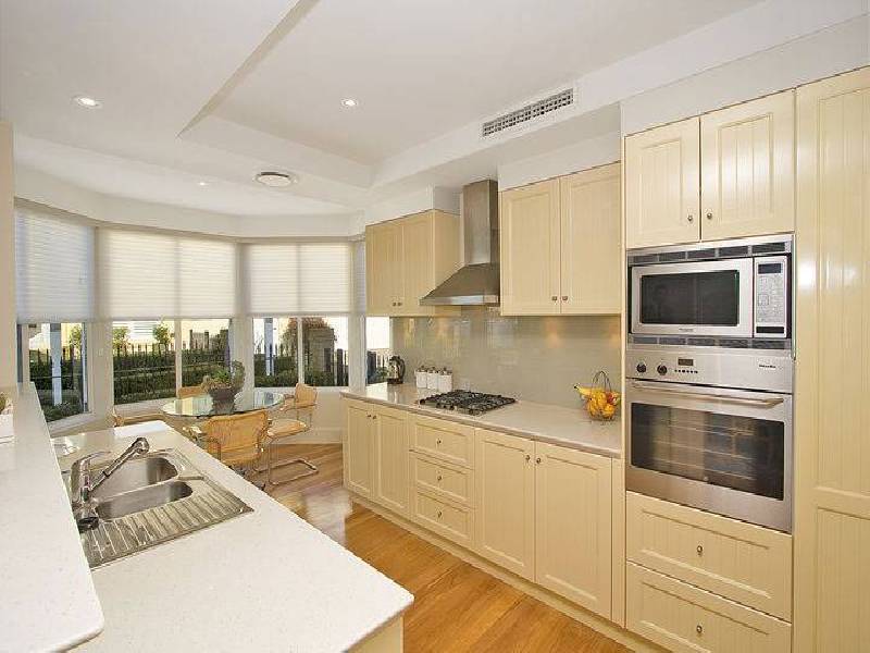 13 Rosemeadow Drive, Cabarita NSW 2137