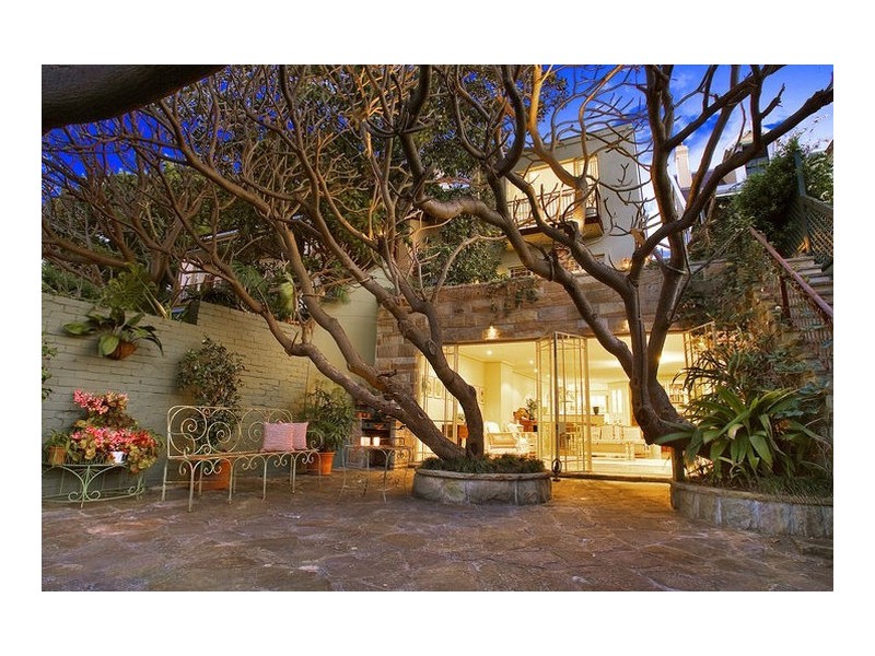 15B Wharf Road, Birchgrove NSW 2041