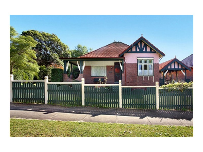 2 Gillies Avenue, Haberfield NSW 2045