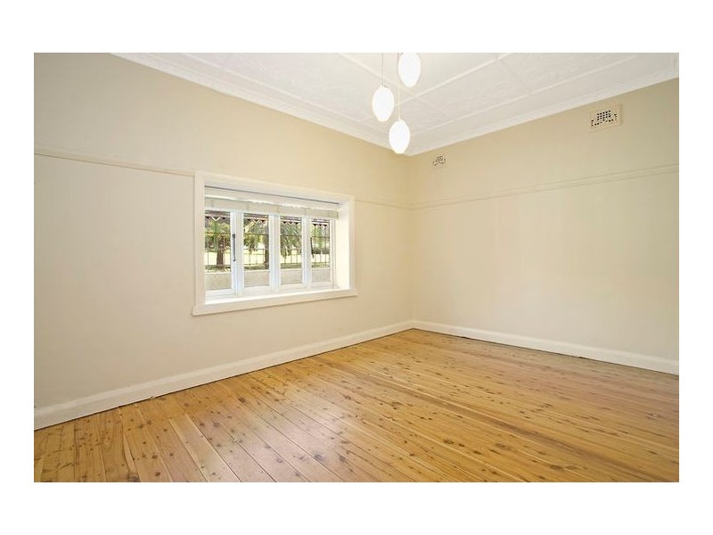 82 Ingham Avenue, Five Dock NSW 2046