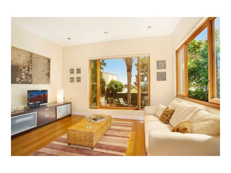 11 Belmore Street, Rozelle NSW 2039